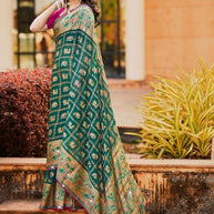 Trendy Printed Saree with Blouse Piece for Women’s Ethnic Wardrobe | VDT-TESLA BRASSO-02