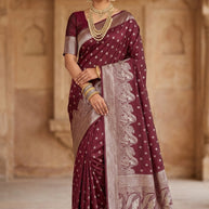 Splendid Jacquard Silk Saree With Blouse Piece | GTE-ROYAL
